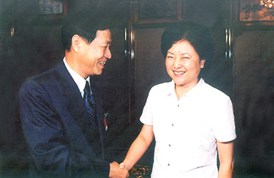 雷于藍(lán)副省長接見廣東省政協(xié)常委朱正賢先生